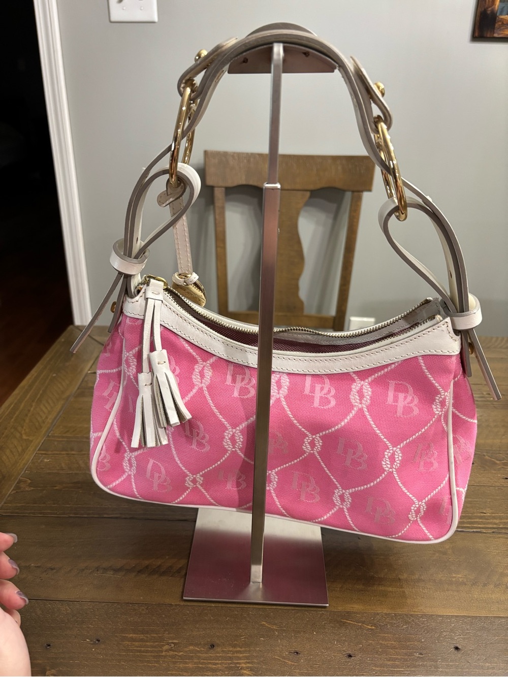 Dooney & Bourke Pink Jacquard Shoulder Bag with Cream Trim - Picture 3 of 14
